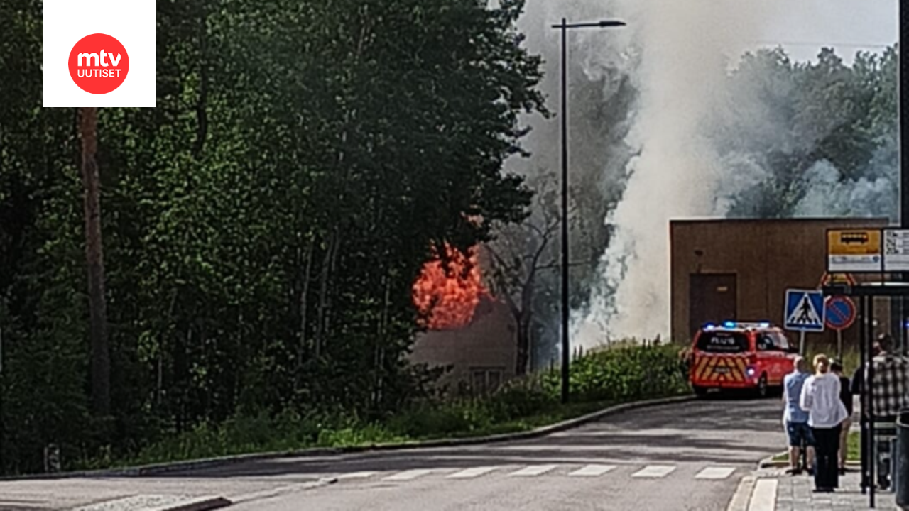 Autiotalo palaa Espoossa – poliisi tavoitti teosta epäillyn miehen – kuvituskuva