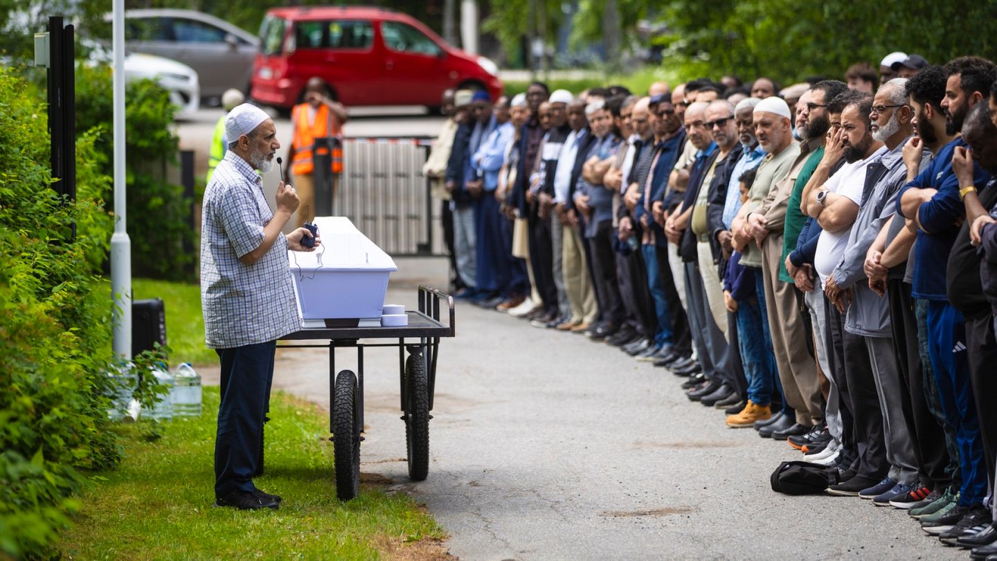 Bussin alle Turussa kuollut lapsi haudattiin tiistaina