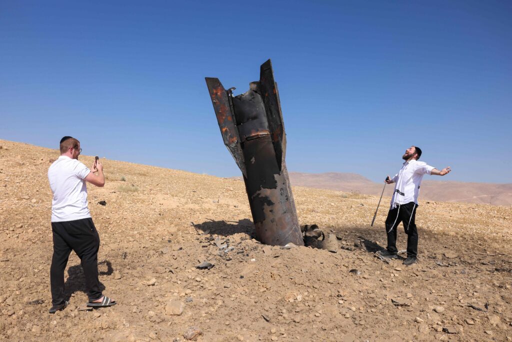 Israel kertoo Iranin ampuneen jälleen ohjuksia kohti Israelia – kuvituskuva