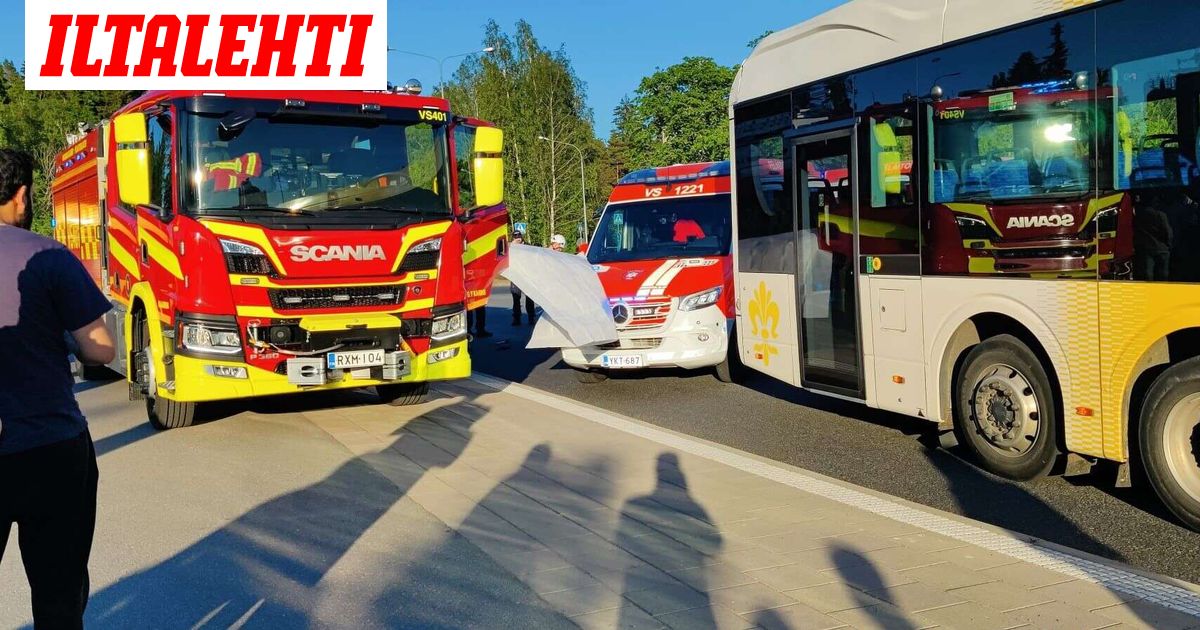 Vakava liikenneonnettomuus Turussa – pelastuslaitos ja poliisi hälytettiin Littoistentielle – kuvituskuva