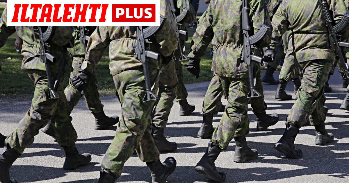 Viinaa, kannabista ja salaisia suhteita – reserviläiset kuvaavat varusmiesajan vaiettuja puolia – kuvituskuva